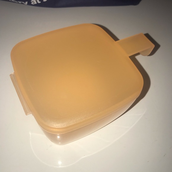 Tupperware Forget Me Not Cheese Keeper - Picture 1 of 7